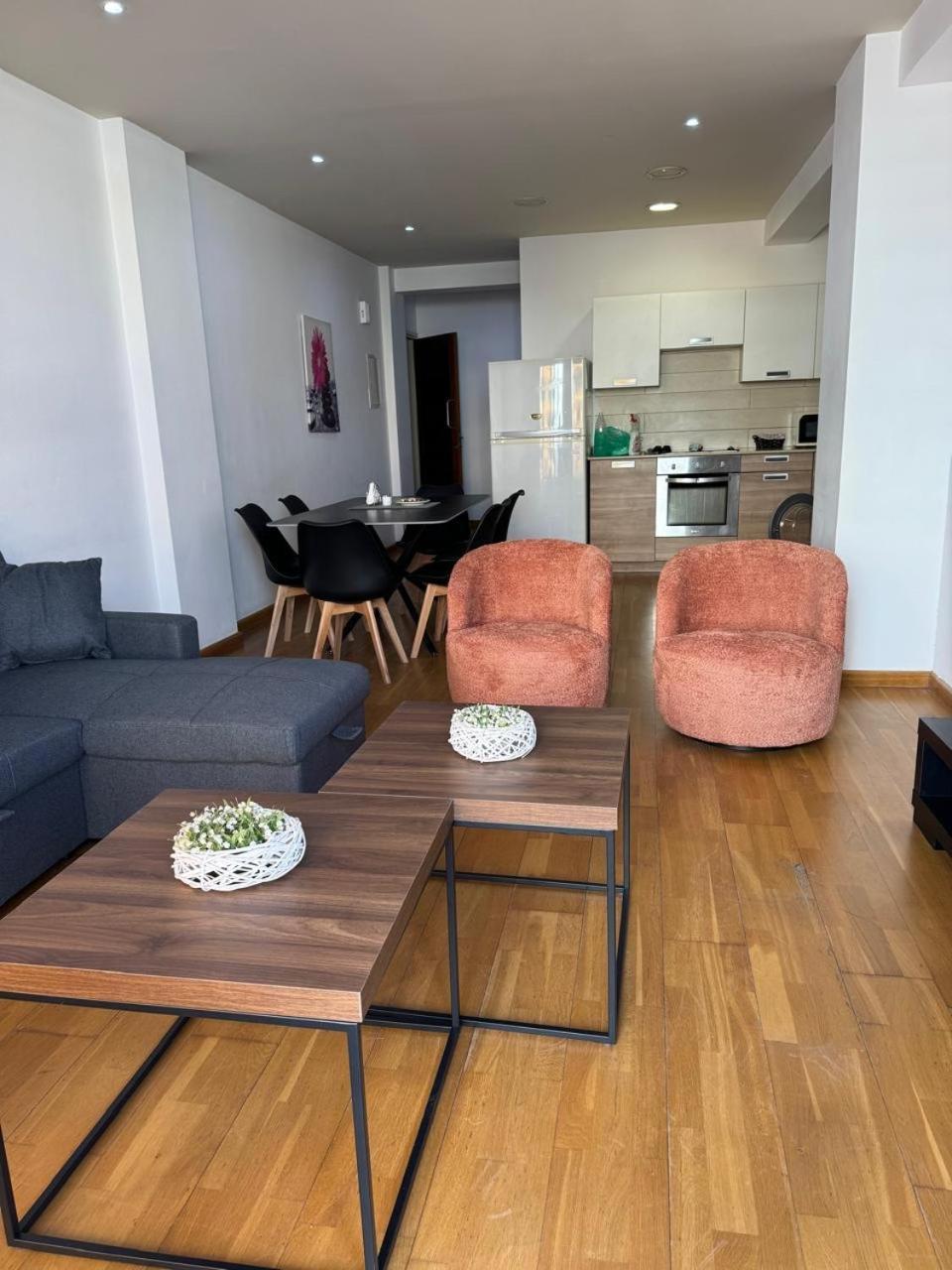 Apartment Ithaki Phinikoudes No. 106 Larnaka